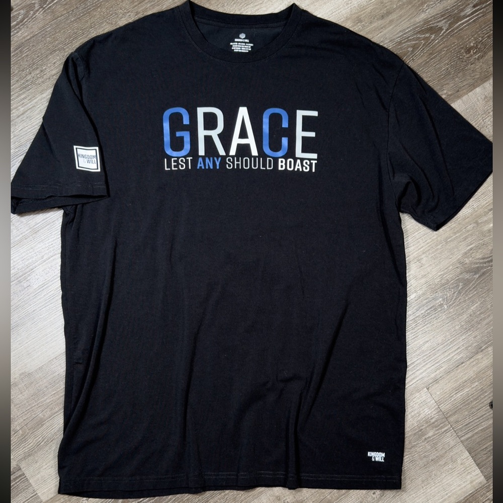 Kingdom & Will Men’s Christian “Grace Lest Any Should Boast” Graphic Tee